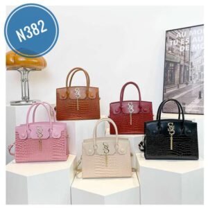 Niche design fashion crocodile pattern hand-held small square bag female new light luxury shoulder bag Code-N382