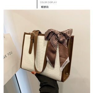 Alternative view of Korean fashion autumn bag style trend casual popular large capacity handbag women's shoulder simple bag Code-N367