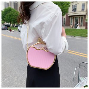 Alternative view of Chanel-inspired chic clip-on bag, high-quality cute chain bag, new style, girly shoulder/crossbody bag  N429