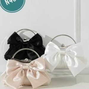 Pearl Bliss Bow Clutch N459